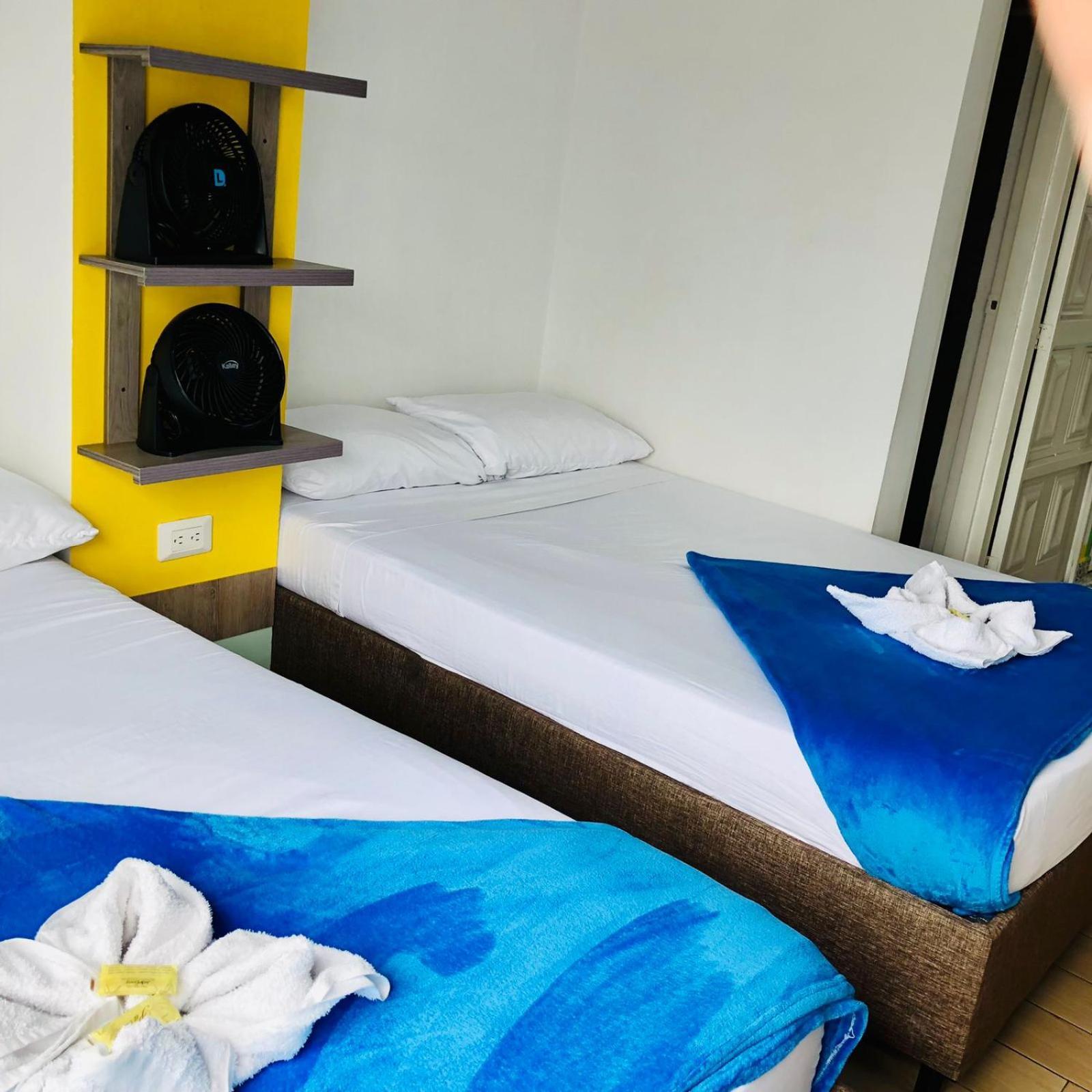 Hotel Cafe Color アルメニア エクステリア 写真